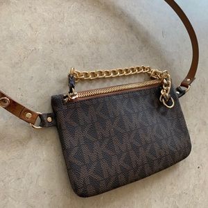 COPY - Michael Kors Belt Bag Mk Signature Logo Fa…
